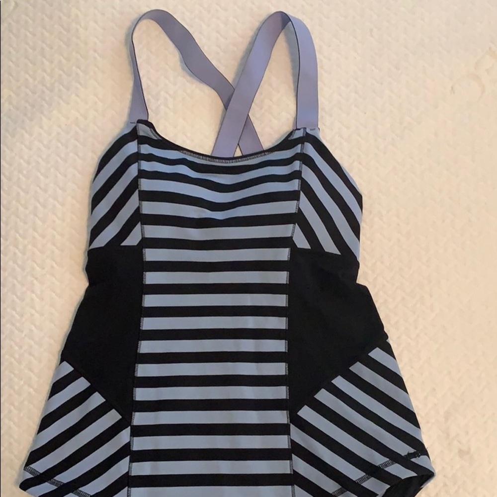Lululemon size 6 striped tank